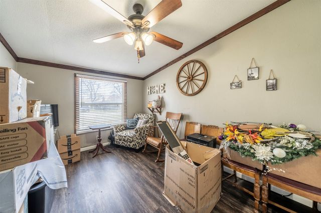 104 W Jefferson Street, Rice, TX 75155