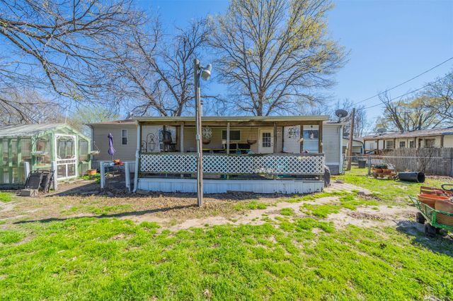 104 W Jefferson Street, Rice, TX 75155