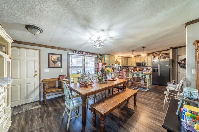 104 W Jefferson Street, Rice, TX 75155