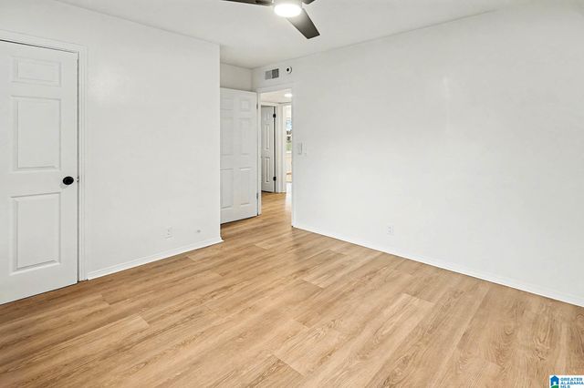 1220 26TH AVENUE N, Hueytown, AL 35023