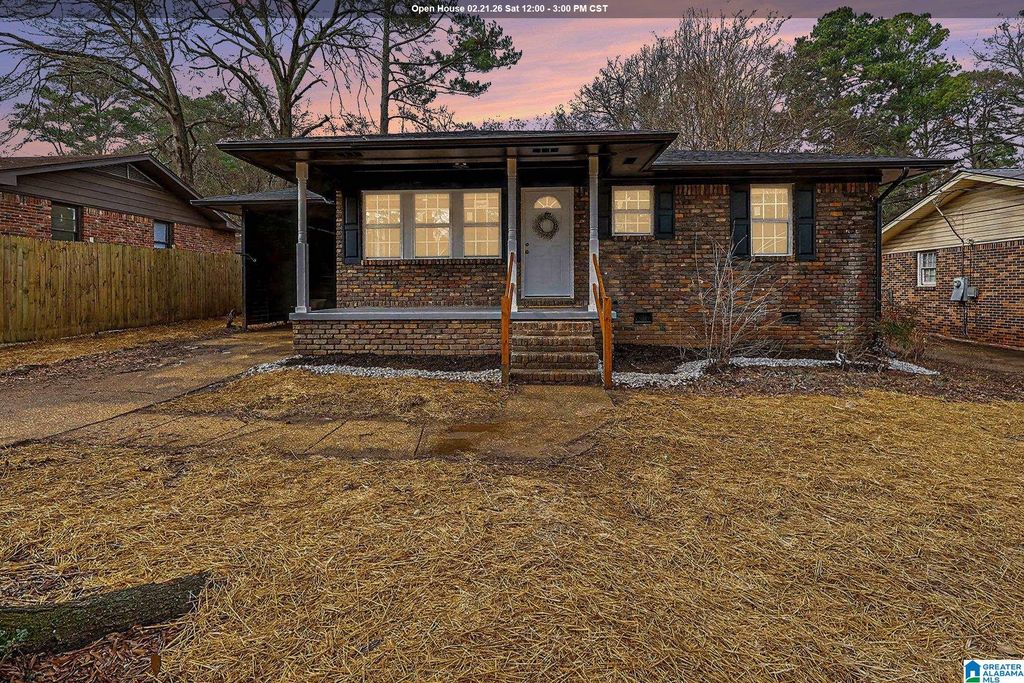 1220 26TH AVENUE N, Hueytown, AL 35023