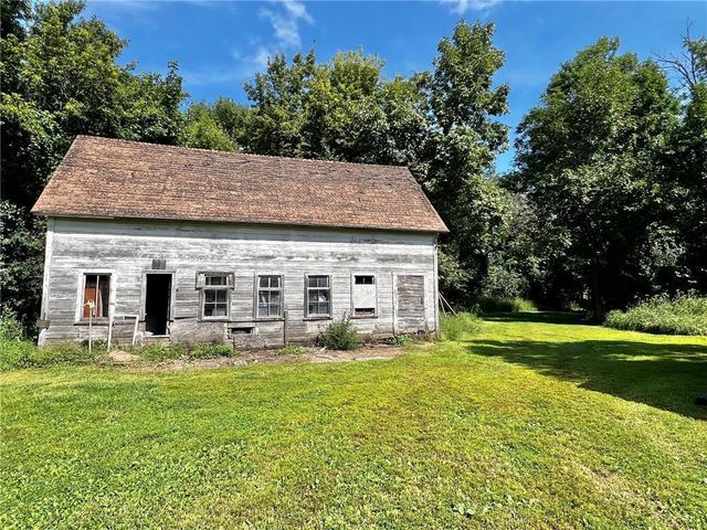 83025 160th Street, Sacred Heart, MN 56285