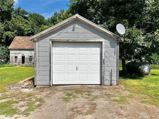 83025 160th Street, Sacred Heart, MN 56285