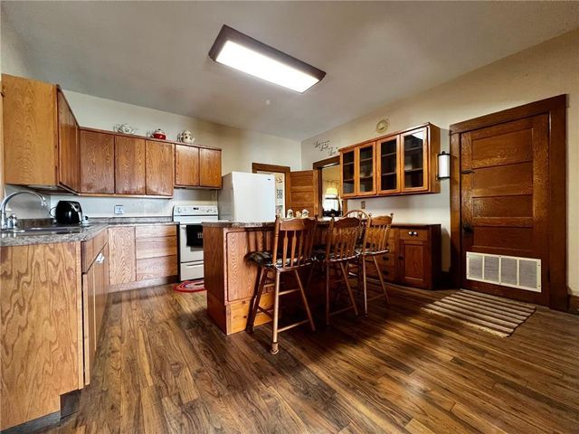 83025 160th Street, Sacred Heart, MN 56285