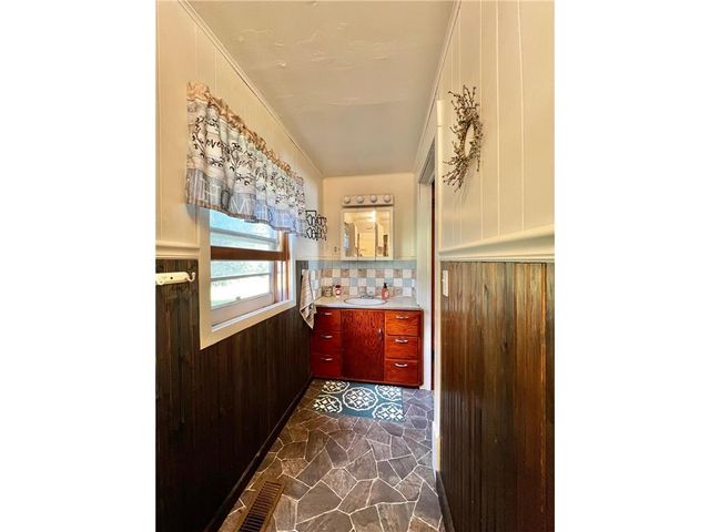 83025 160th Street, Sacred Heart, MN 56285