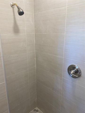 2325 N 25th Ave 2325, Hollywood, FL 33020