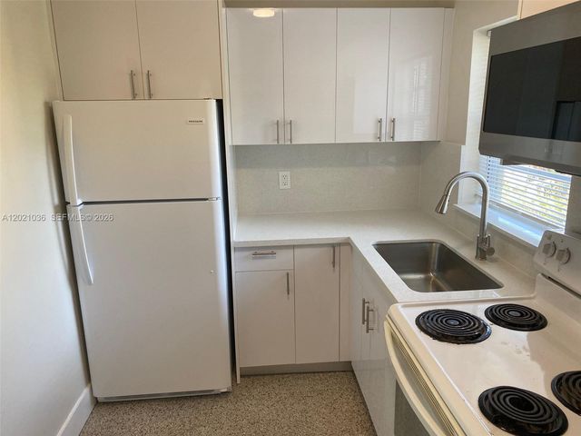 2325 N 25th Ave 2325, Hollywood, FL 33020