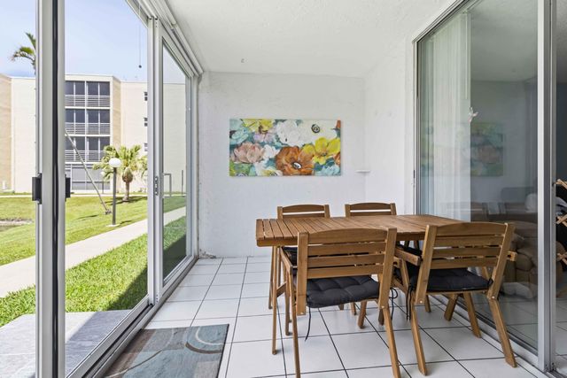 1024 SE 5th Avenue 107, Dania Beach, FL 33004