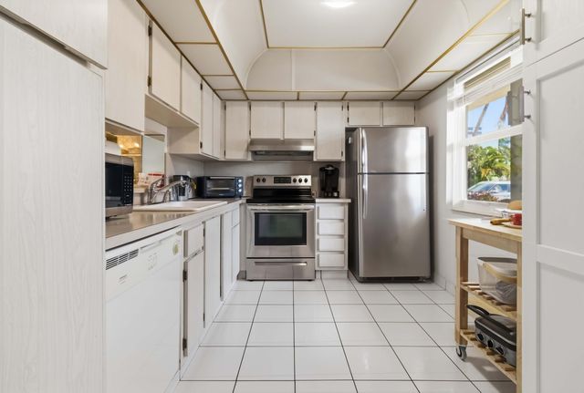 1024 SE 5th Avenue 107, Dania Beach, FL 33004