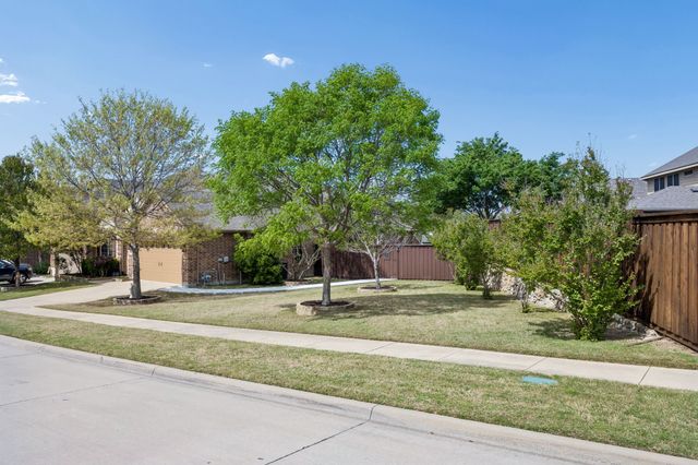 3700 Madrone Way, Mckinney, TX 75072