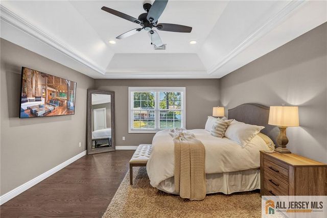 43 Pennington Avenue, Colonia, NJ 07067
