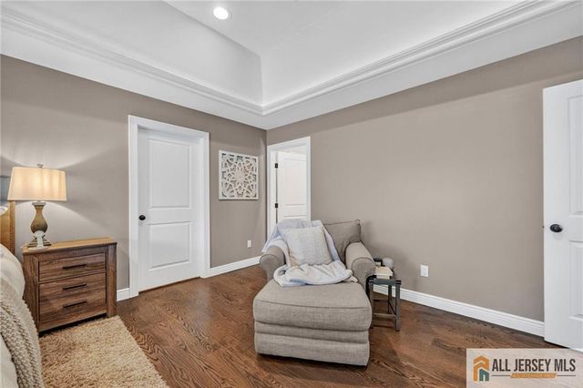 43 Pennington Avenue, Colonia, NJ 07067