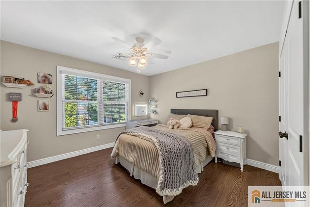 43 Pennington Avenue, Colonia, NJ 07067