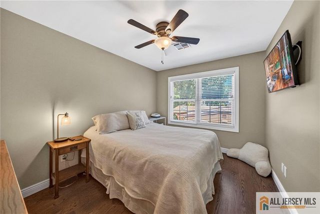 43 Pennington Avenue, Colonia, NJ 07067