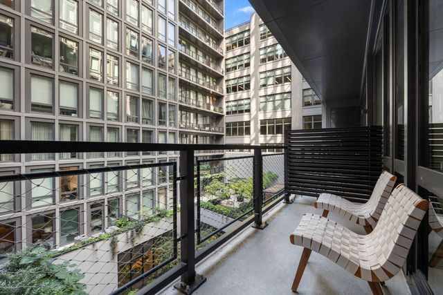 77 Charlton St Apt N4E, New York City, NY 10014