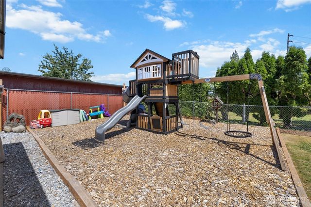 284 S 2nd Street, Buckley, WA 98321