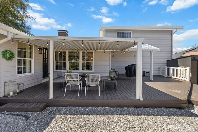 284 S 2nd Street, Buckley, WA 98321