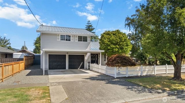 284 S 2nd Street, Buckley, WA 98321