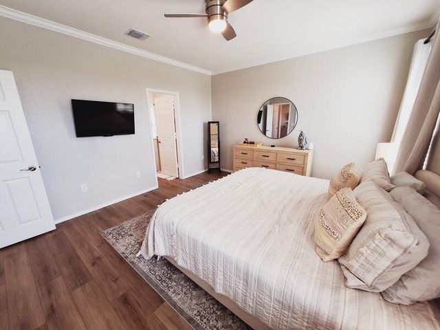 7911 Libretto LN, Austin, TX 78744