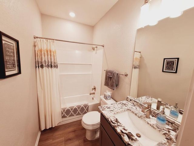 7911 Libretto LN, Austin, TX 78744
