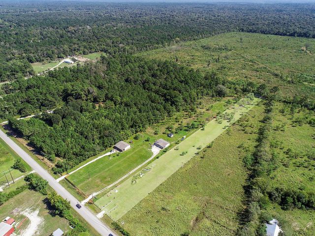 164 County Road 676, Dayton, TX 77535