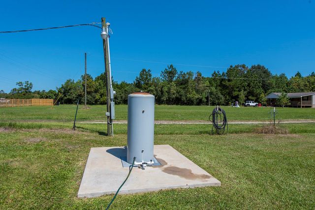 164 County Road 676, Dayton, TX 77535