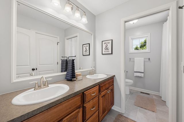 2882 Aspen Lake Drive NE, Blaine, MN 55449