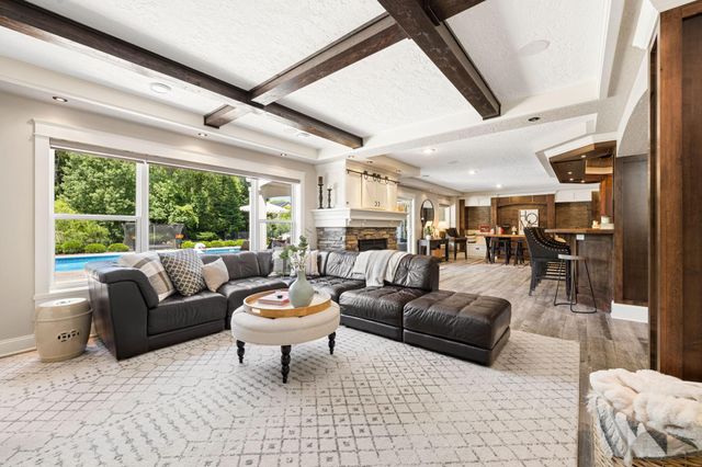 2882 Aspen Lake Drive NE, Blaine, MN 55449