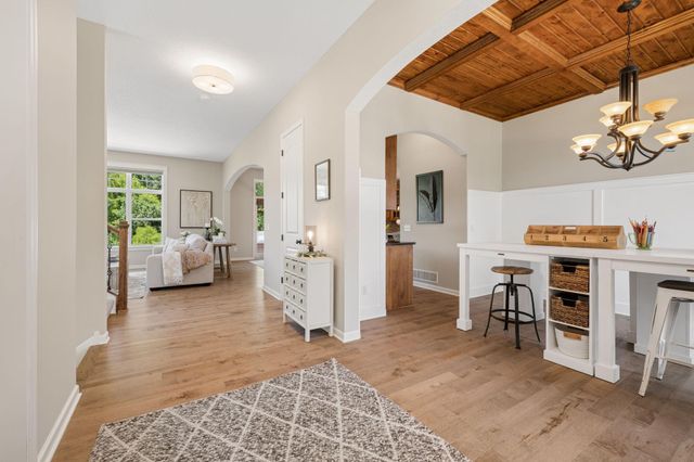 2882 Aspen Lake Drive NE, Blaine, MN 55449
