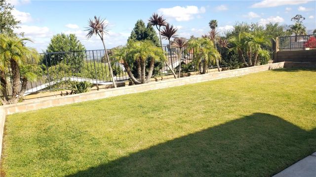 1030 S Rimwood Drive, Anaheim Hills, CA 92807