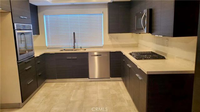 1030 S Rimwood Drive, Anaheim Hills, CA 92807
