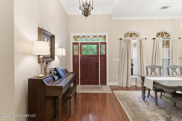 97 Crystal Creek, Hattiesburg, MS 39402