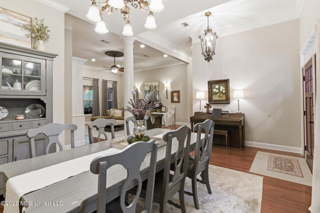 97 Crystal Creek, Hattiesburg, MS 39402