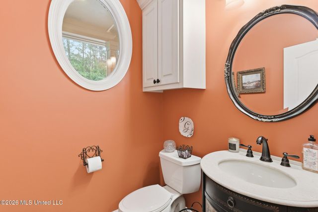 97 Crystal Creek, Hattiesburg, MS 39402