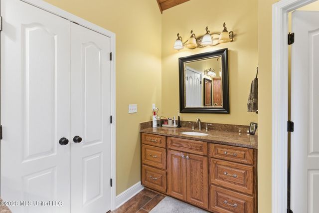 97 Crystal Creek, Hattiesburg, MS 39402