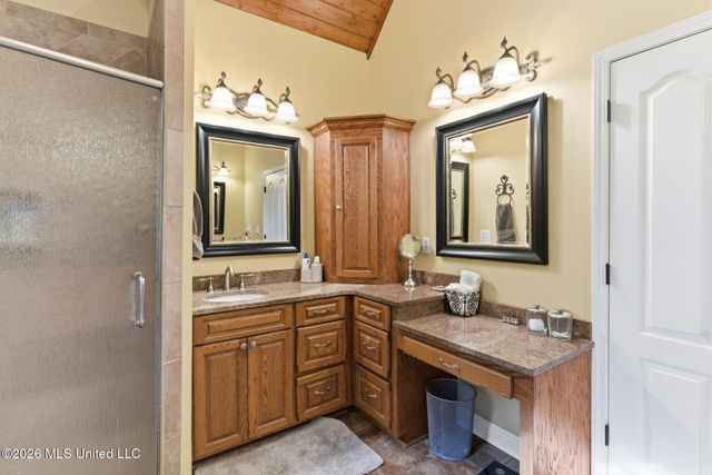 97 Crystal Creek, Hattiesburg, MS 39402