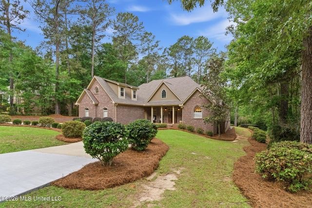 97 Crystal Creek, Hattiesburg, MS 39402