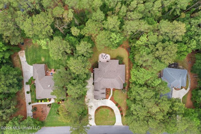 97 Crystal Creek, Hattiesburg, MS 39402