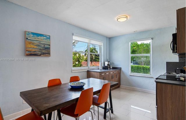 2255 SW 10th St B, Miami, FL 33135