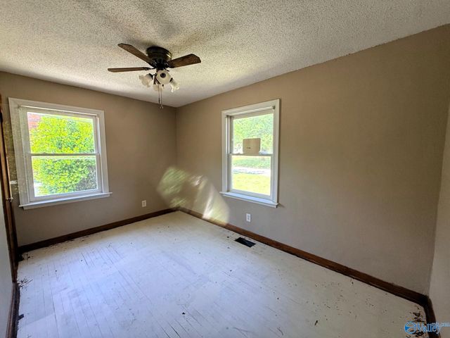 2009 10th Street SE, Decatur, AL 35601