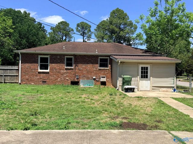 2009 10th Street SE, Decatur, AL 35601