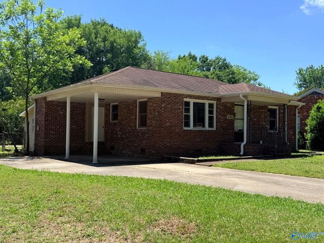 2009 10th Street SE, Decatur, AL 35601