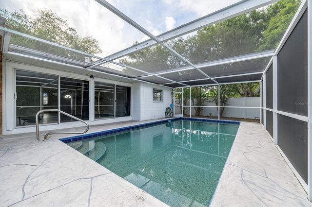 7464 CASS CIRCLE, Sarasota, FL 34231
