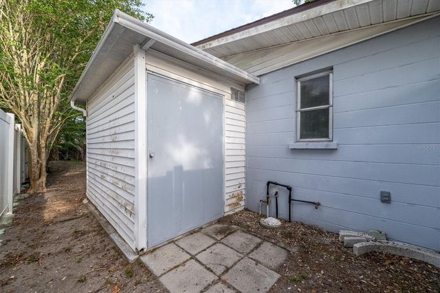 7464 CASS CIRCLE, Sarasota, FL 34231
