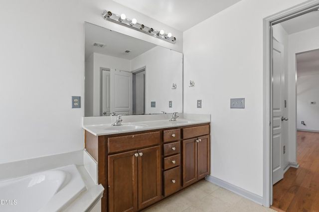 4613 Lemongrass Lane, Durham, NC 27713