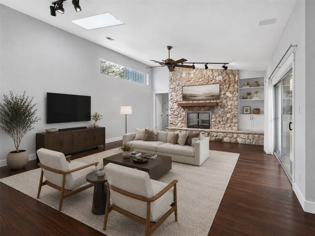 7733 Woodside Hill, Fort Worth, TX 76179