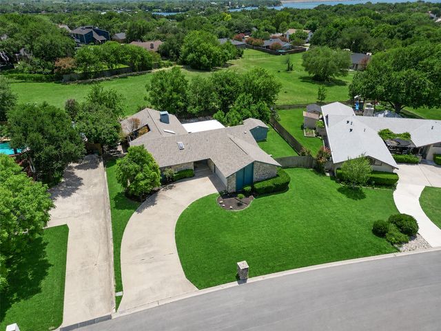 7733 Woodside Hill, Fort Worth, TX 76179