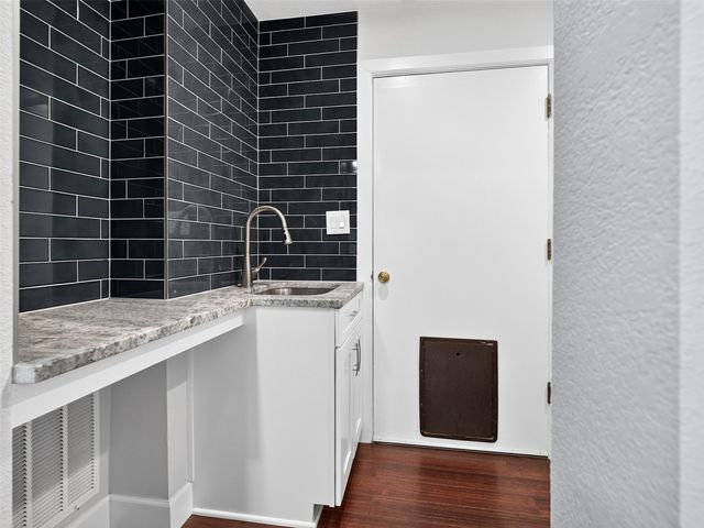 7733 Woodside Hill, Fort Worth, TX 76179
