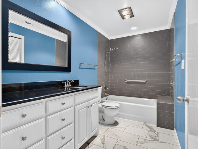 7733 Woodside Hill, Fort Worth, TX 76179