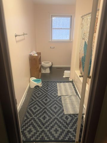 611 Thacker RD, Manchester, TN 37355